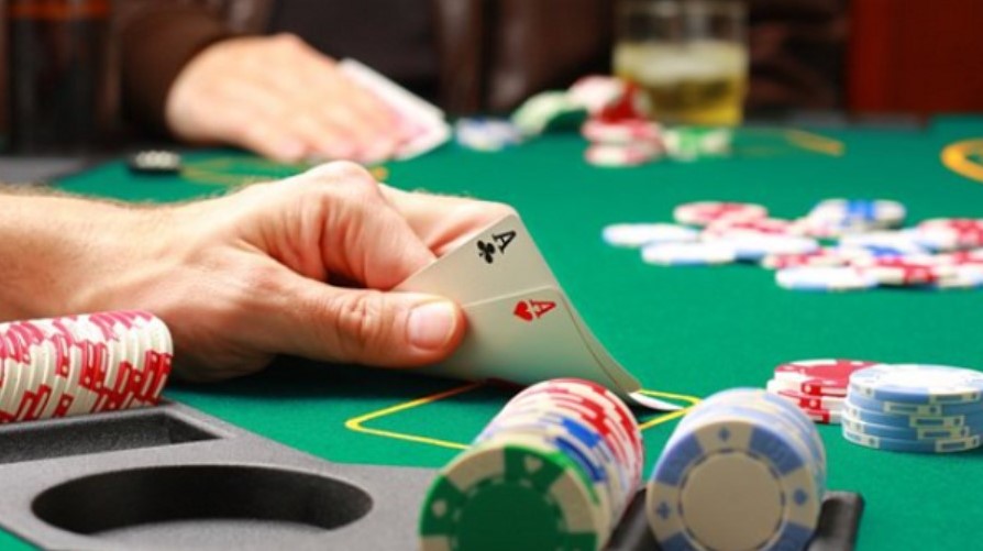 Định nghĩ về Poker